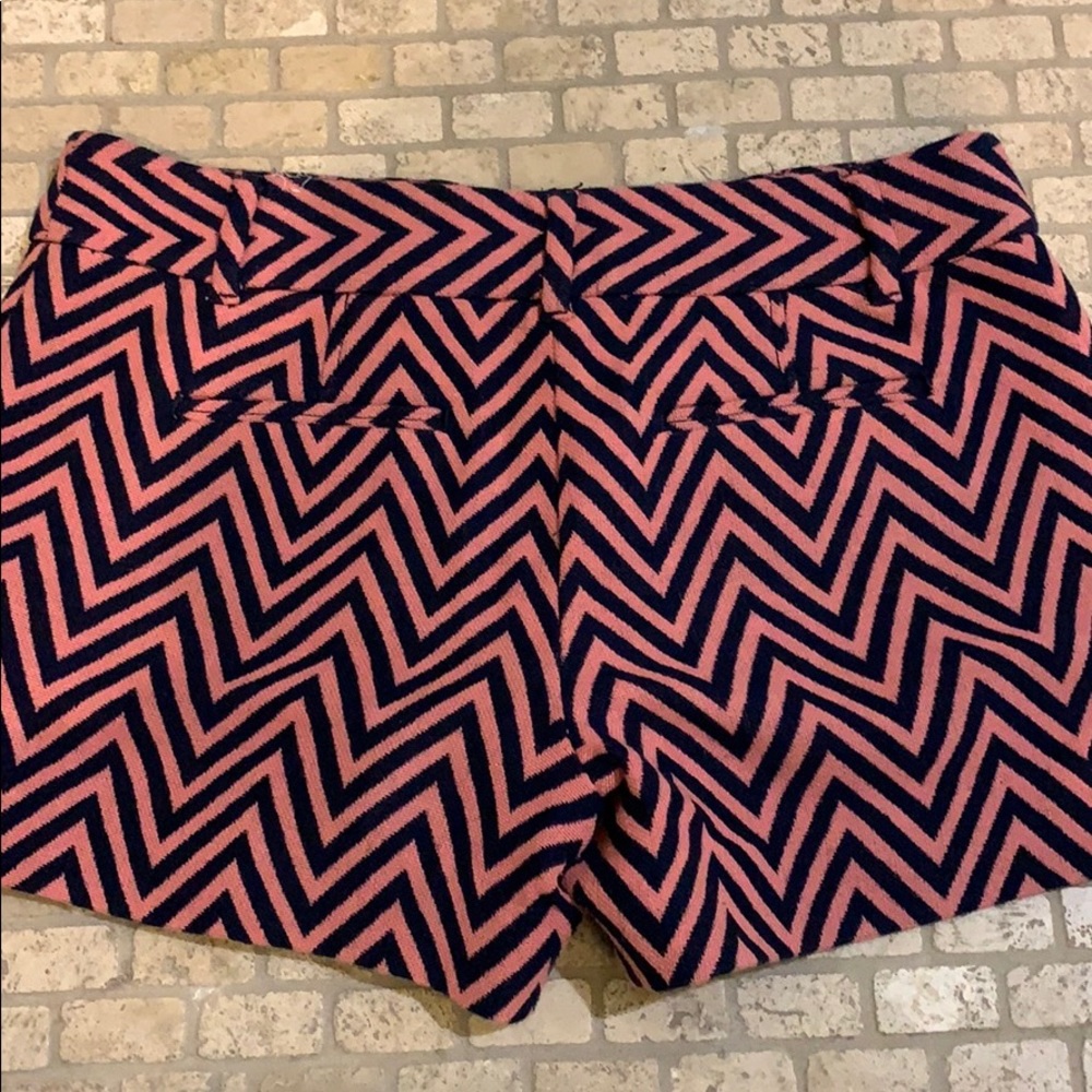 Loft Shorts - Picture 2 of 4
